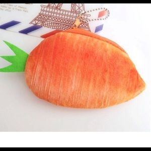 Carrot 🥕 coin purse great gift for a vegetarian!